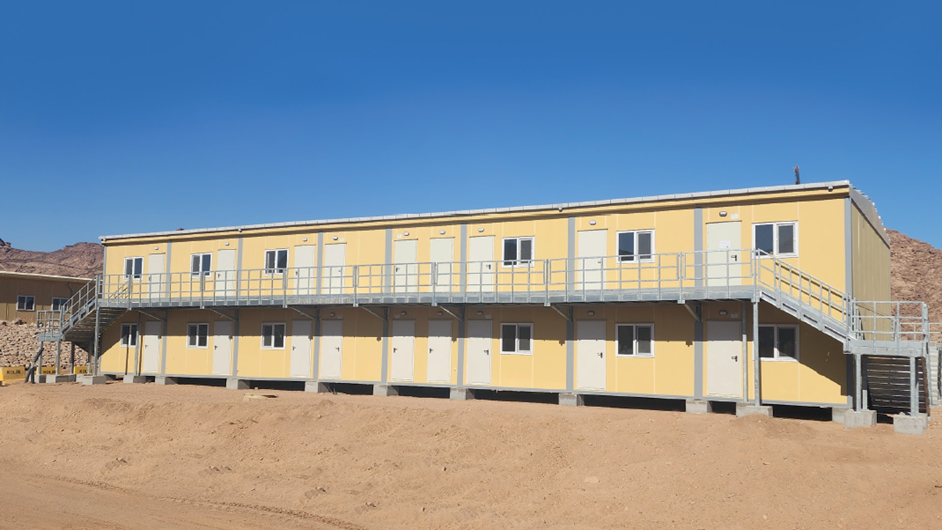 NEOM Trojena Gölü Çevre Yolu Kamp Tesisleri - 2
